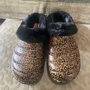 Skechers Foamies Leopard Print Faux Fur Lined Clogs Womens 8 Brown Black 111357